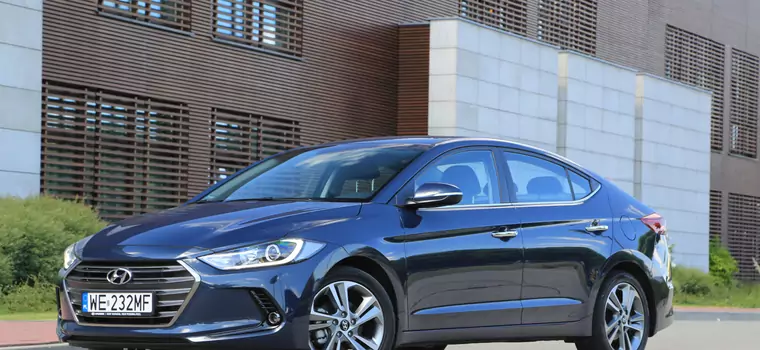 Hyundai Elantra – poprawny sedan | TEST