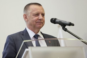 „DGP”: Minister finansów ma największe szanse zostać szefem NIK