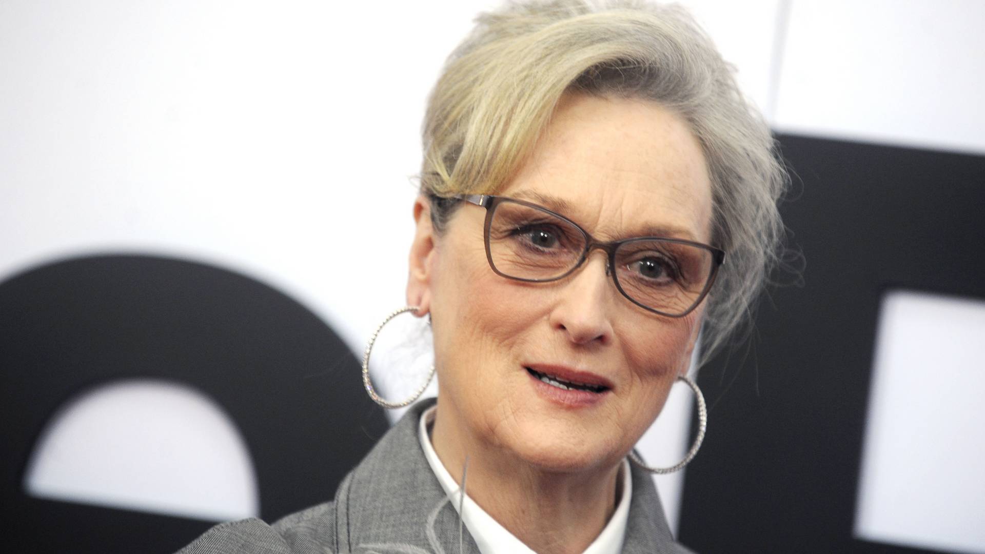 Kínos plakátok jelentek meg Meryl Streep-ről
