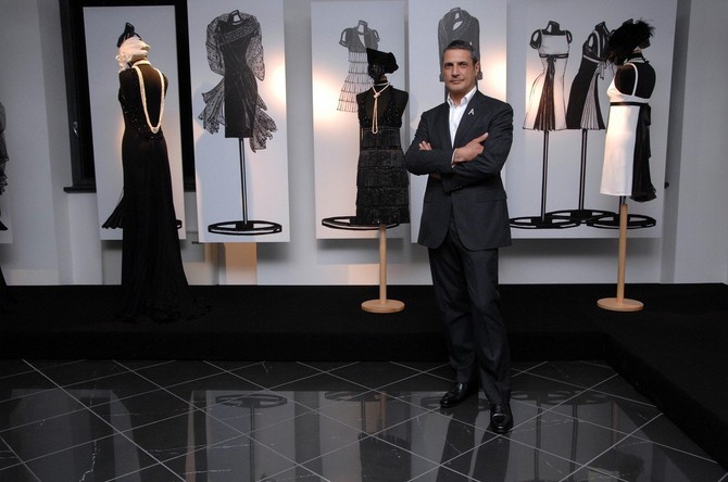 Pravi Antonio D'Amiko na izlozbi modela Đanija Versačea 2009. u Milanu