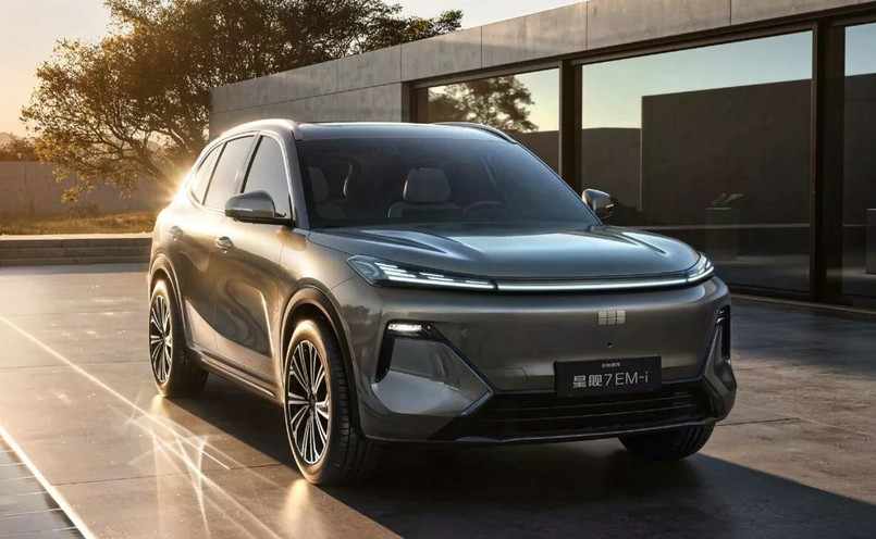 Geely Starship 7 Em-i Phev