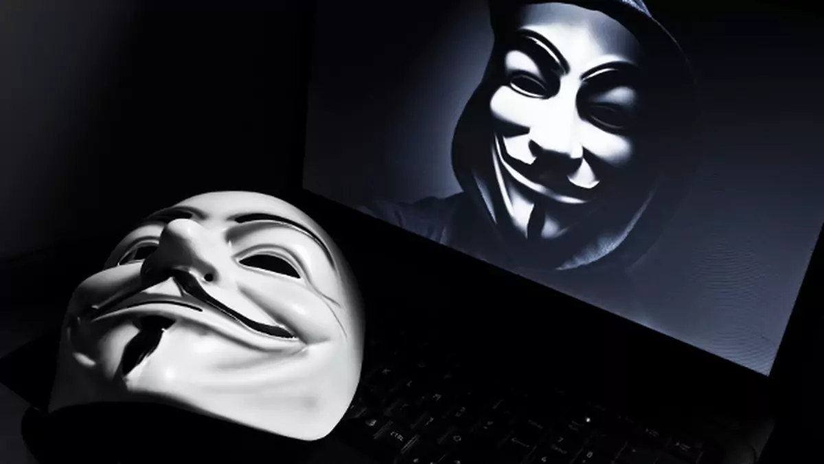 Anonymous jednak się pomylili - blokowali konta niewinnych ludzi 