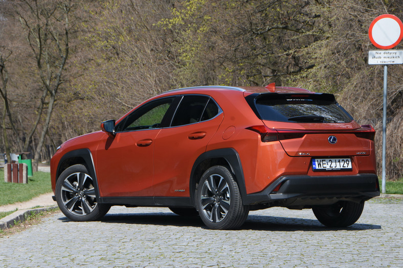 Lexus UX 250h