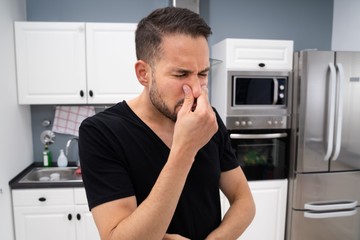 Tényleg közelgő stroke-ra hívhatja fel a figyelmet az, ha ok nélkül ezt azt illatot érzi?