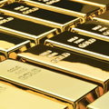 Cena złota przekroczy dotychczasowy rekord? Analitycy wskazują na aż 2500 dolarów