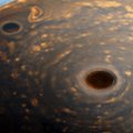 Saturn z bliska. NASA pokazała nowe nagranie zrobione przez sondę Cassini