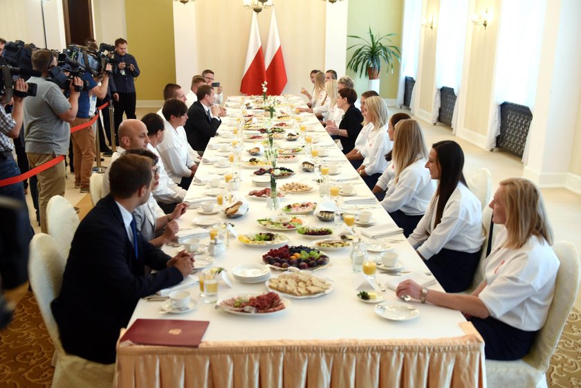 Premier Beata Szydło pogratulowała polskim medalistom z igrzysk Rio 2016