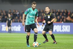 Ekstraklasa wróci do gry bez VAR-u. Sędziowie będą prowadzić mecze w maseczkach