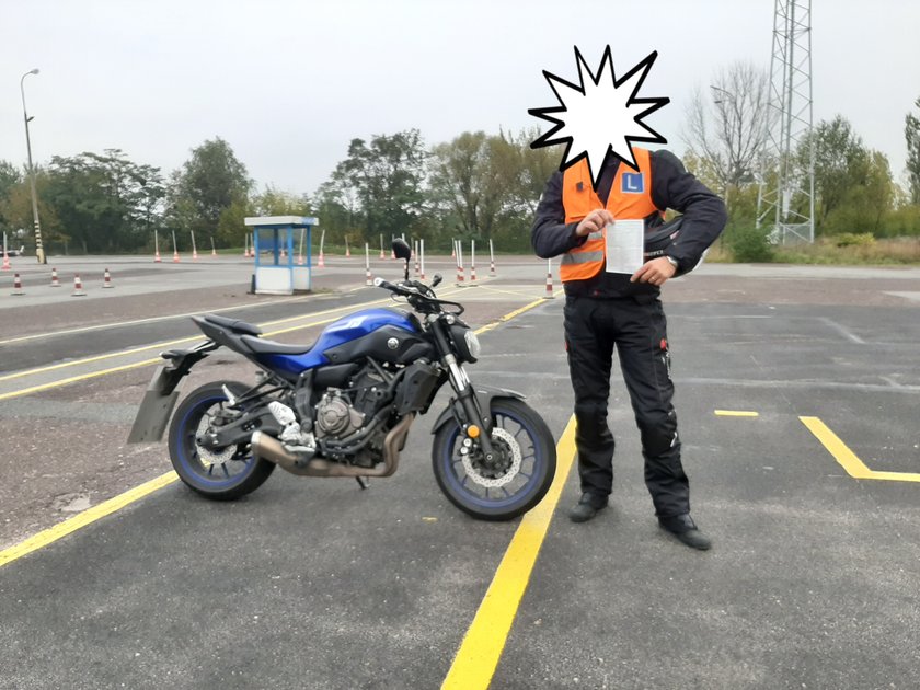 Złodzieje ukradli motocykle z auto szkoły w Łodzi