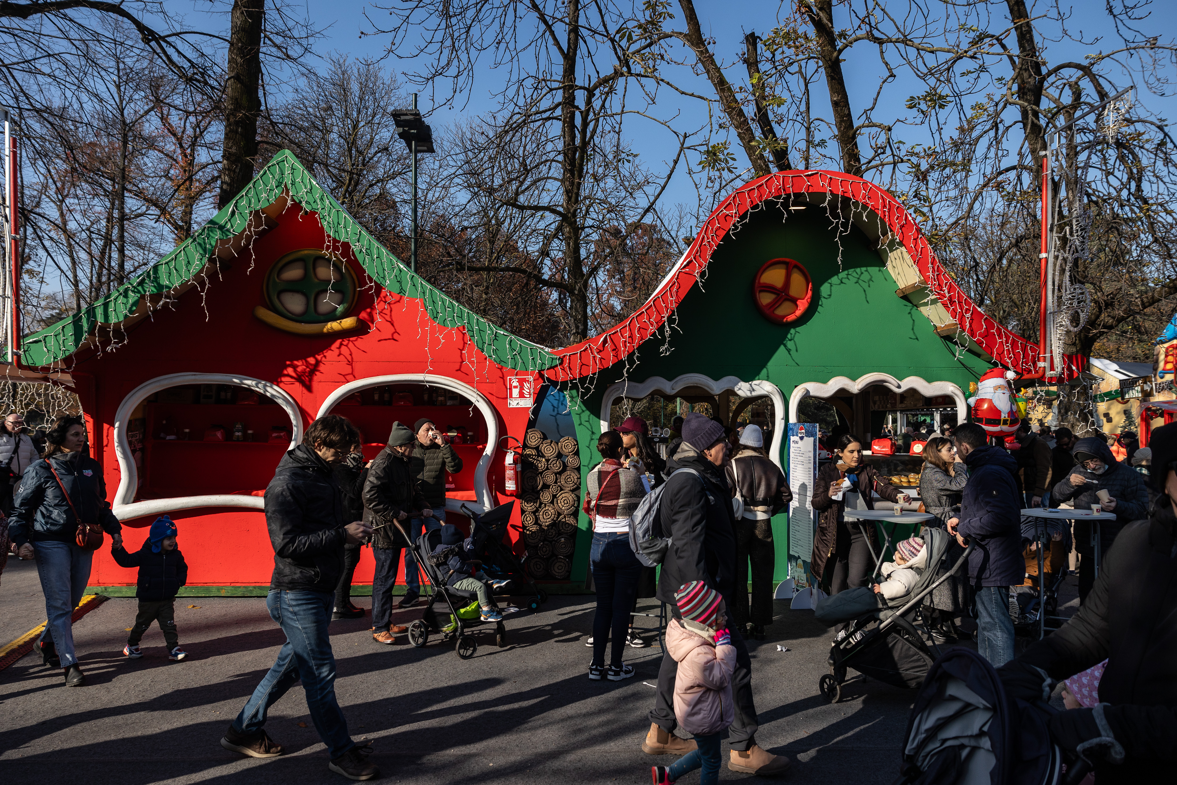 L'Italia accende il Natale: questo weekend aprono i mercatini