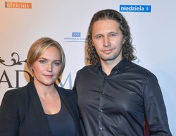 Mąż Dominiki Chorosińskiej nie jest już dyrektorem. Sam złożył wypowiedzenie?