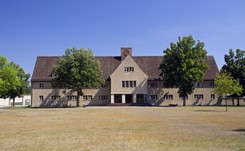 Niemcy. Umorzono śledztwo ws. byłego strażnika obozu koncentracyjnego. Mężczyzna zmarł