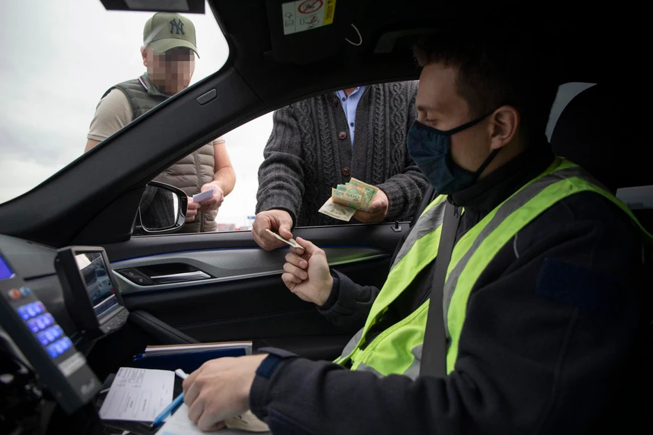 Nažalost, dva primera nasilničke vožnje zabeležena su i u prvom satu nove 2021. godine