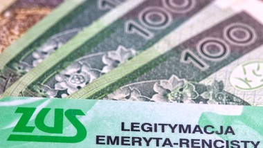 jakie korzyści daje legitymacja emeryta-rencisty w 2026 roku? sprawdź aktualne ulgi