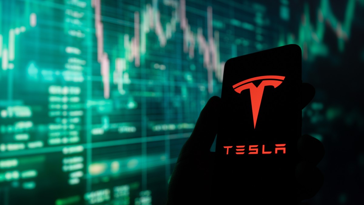 Tesla logo