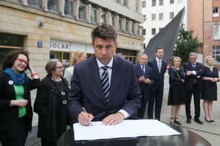 Petru: Posłowie PO pukają, ale na razie nie chcę przyjmować kolejnych. Mam inne sprawy na głowie