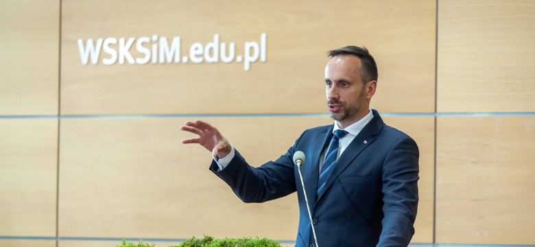 Wiceminister Kowalski zakażony koronawirusem. "Choroba nie wybiera"