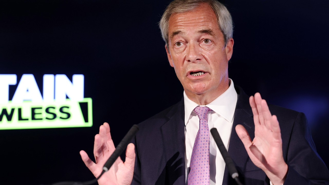 Spór o brytyjską ustawę dotyczącą bezpieczeństwie w internecie. Minister nie gryzie się w język: Nigel Farage stoi po stronie drapieżników