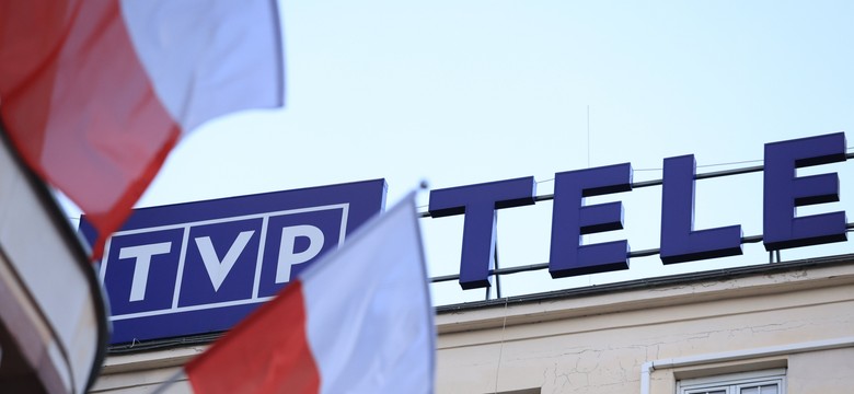 Zaciekła awantura o TVP. Poseł PiS: Weszły tam gangusy
