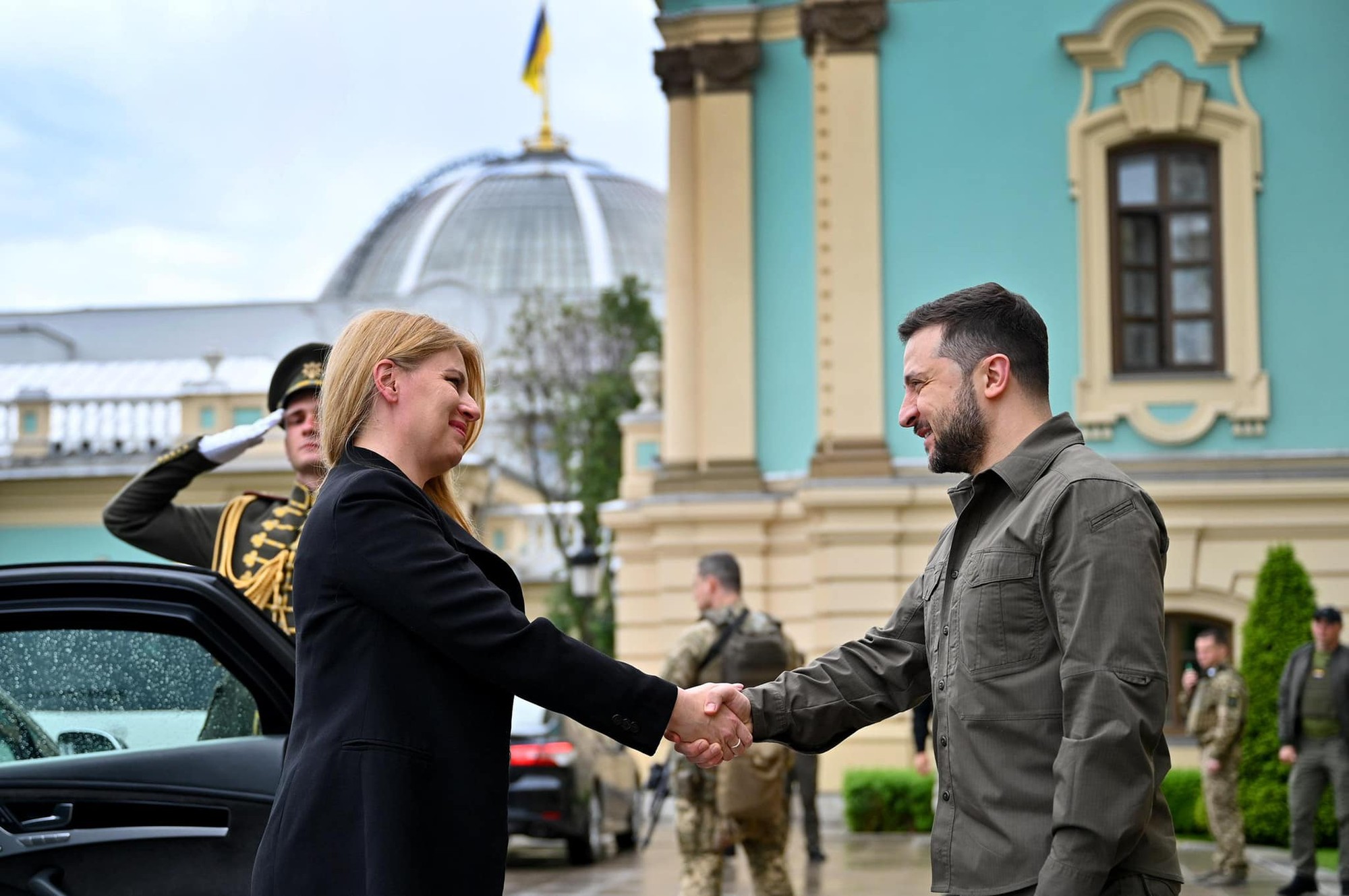 Prezidentka Zuzana Čaputová na stretnutí s Volodymyrom Zelenským na Ukrajine.