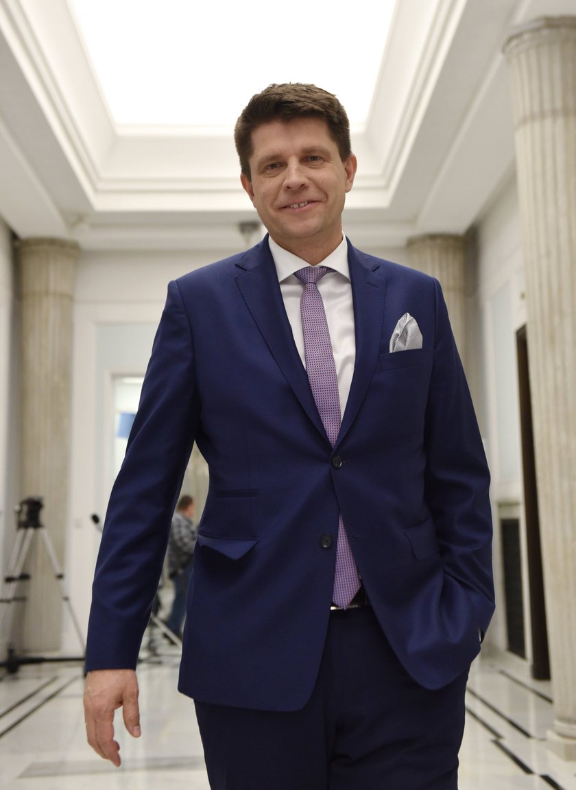 Petru w 2 miesiące zarobił milion złotych! 