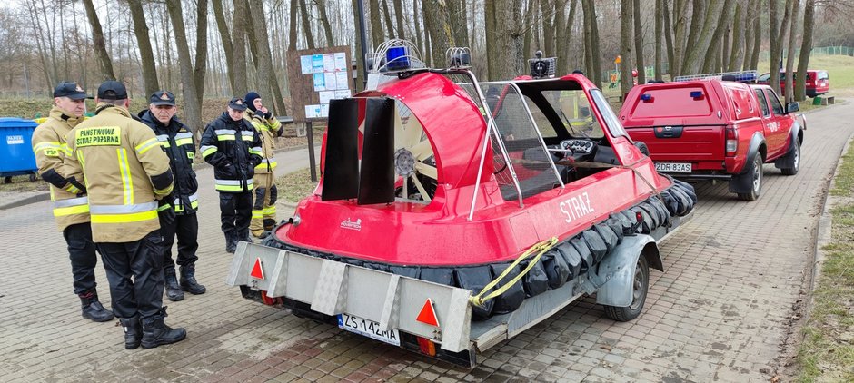 Pierwszy w Województwie Zachodniopomorskim poduszkowiec trafi na wyposażenie drawskich strażaków