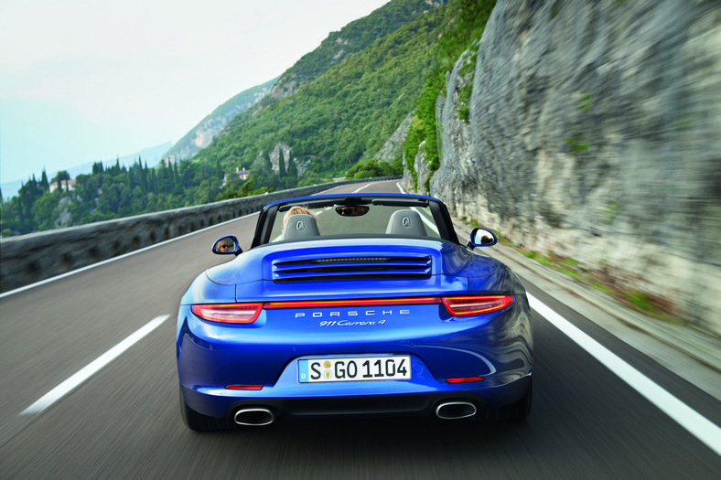 Nowe Porsche 911 Carrera 4/4S