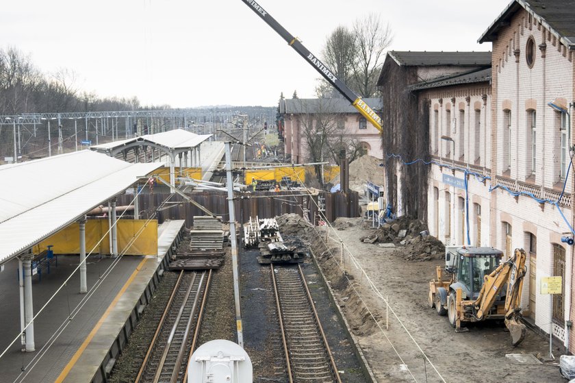 Dąbrowa Górnicza. Przebudowa dworca i budowa dróg dojazdowych