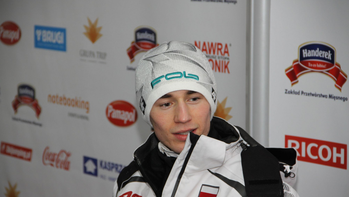 Kamil Stoch w niedzielę znowu zajął 11. miejsce, jednak młody reprezentant Polski jest w dobrym humorze i z optymizmem będzie przygotowywał się do mistrzostw świata w Oslo.