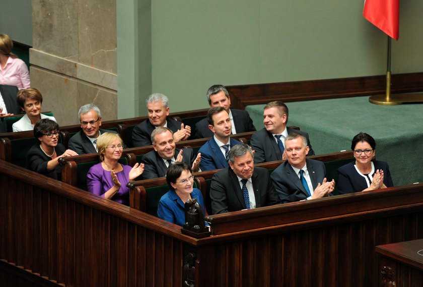 Ewa Kopacz i jej gabinet w rządowych ławach w Sejmie