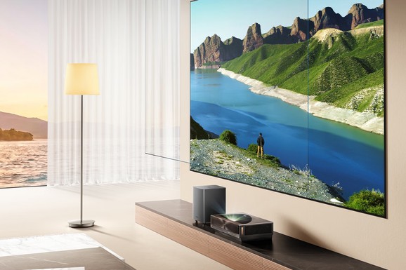 Hisense predstavio je Xplorer X1 Pro laserske televizore sa sklopivim ekranom od 120 inča