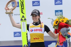 Ursa Bogataj wygrała Letnią GP w skokach w Wiśle-Malince