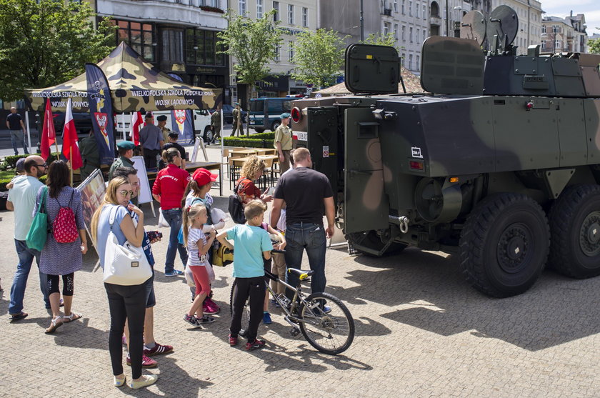 Piknik NATO przyciągnął wielu poznaniaków