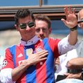 Robert Lewandowski nie odejdzie z Bayernu dla pieniędzy. Oto jego zarobki