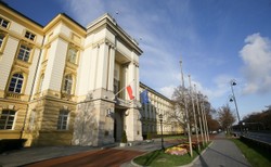 Wiceministrowie przetrzebieni, ale zadowoleni. Część z nich trafiła na intratne stanowiska w spółkach skarbu państwa