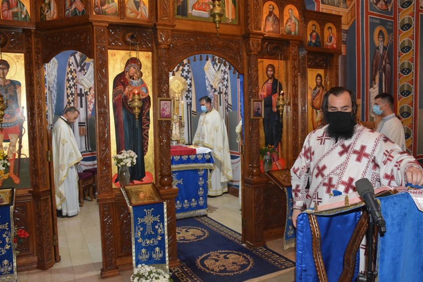 Crkva Svetog velikomučenika Dimitrija u Kragujevcu