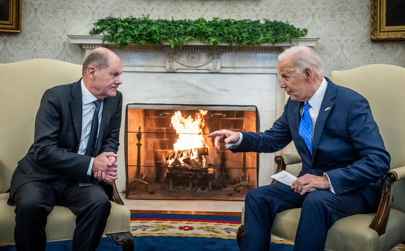 Kanclerz Niemiec Olaf Scholz i prezydent USA Joe Biden w Białym Domu, 9 lutego 2024 r.