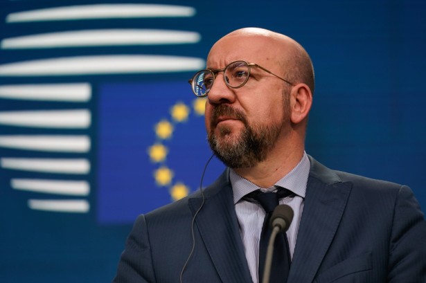 Charles Michel, szef Rady Europejskiej: Musimy więcej inwestować w obronę, musimy wspierać europejską bazę przemysłową.