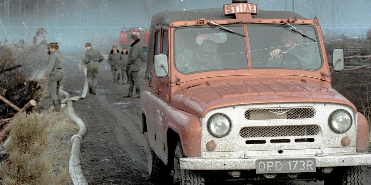 Gaszenie płonącego torfowiska, 6 września 1992 r.