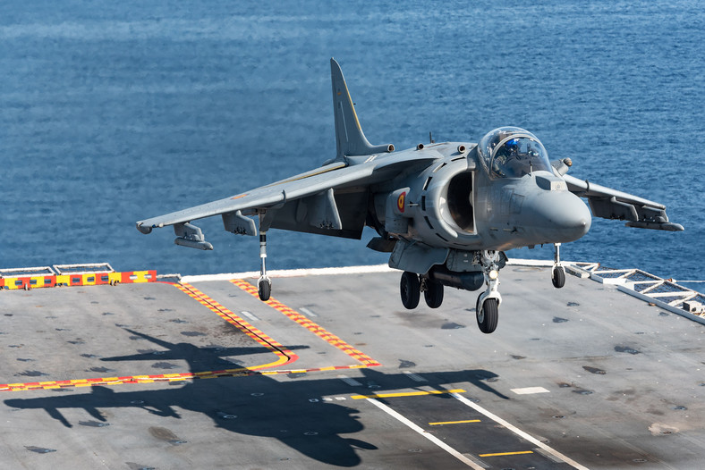 McDonnell Douglas AV-8B Harrier II