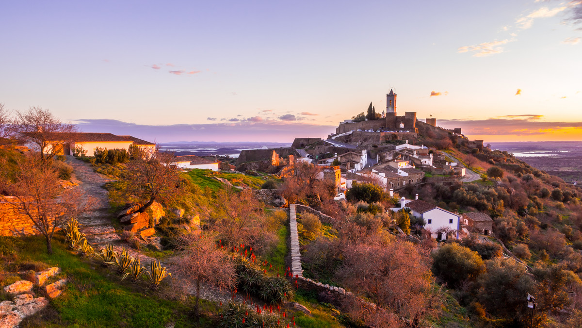 Alentejo (Portugalia) - co zobaczyć, zabytki, kuchnia, plaże i delfiny