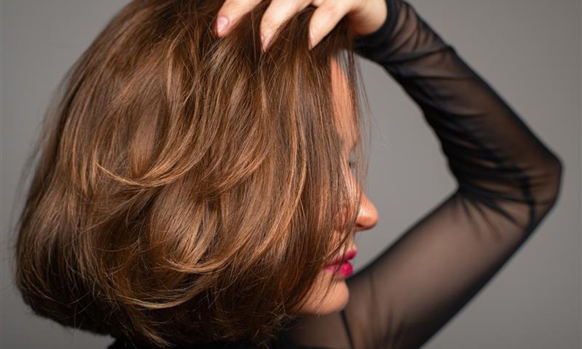 Ten myjący hit wydłuża świeżość włosów choćby o kilka dni. Zapomnisz co to suchy szampon!