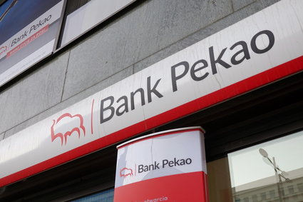 Bank Pekao zwolni prawie 900 osób. Porozumiał się ze związkami zawodowymi