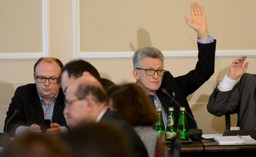 Sejmowa komisja przyjęła prezydencki projekt o KRS ze wszystkimi poprawkami PiS
