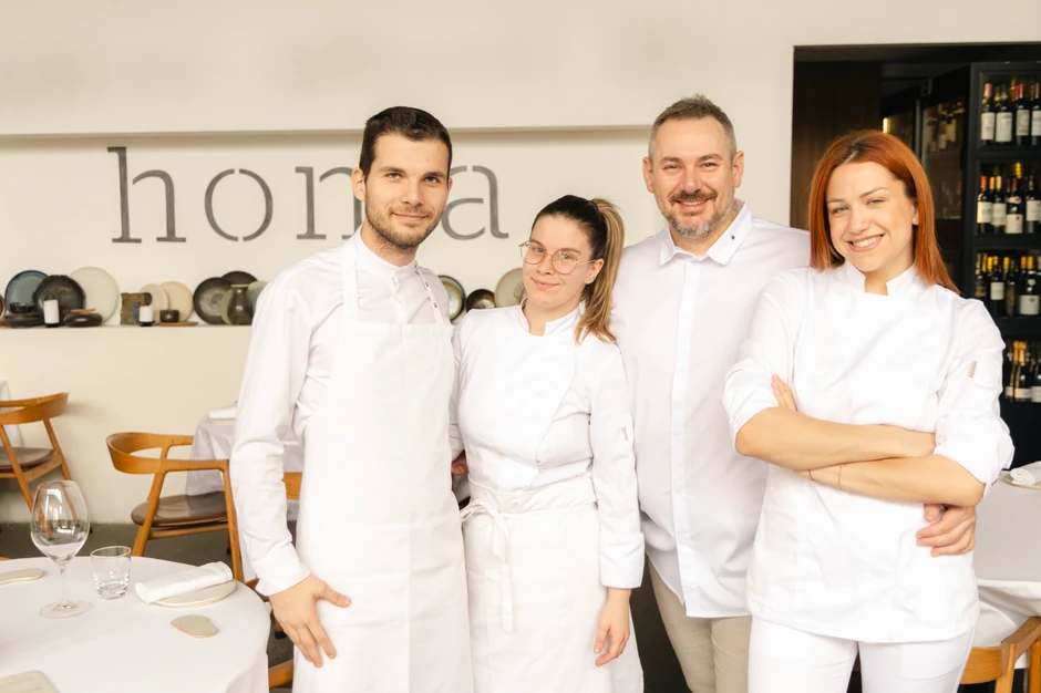 Šef sam bio samo u kuhinji. Za mene je to ta tačka preokreta – da šef lično uđe u servis, priča nam Filip