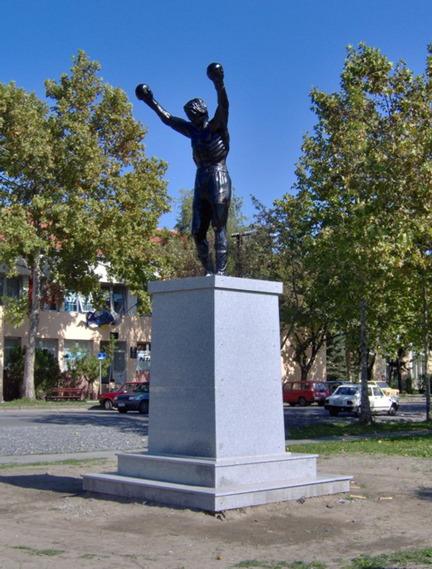 Spomenik Rokiju u Žitištu