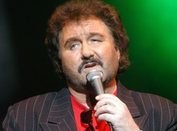 Krzysztof Krawczyk wie co to głód: Byłem kiedyś bardzo biedny