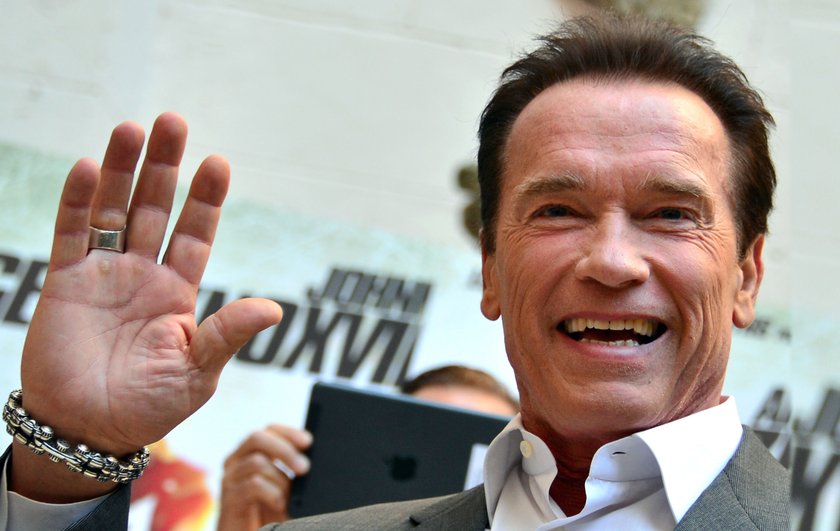 Arnold Schwarzenegger (66 l.)