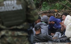 Uchodźcy koczujący na polskiej granicy dostaną pomoc międzynarodową? Adwokaci złożyli wnioski