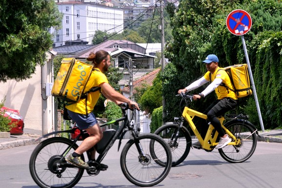 Glovo dobija novog vlasnika! Američki džin spremio ponudu tešku više od 10 milijardi evra, akcije u Berlinu momentalno skočile